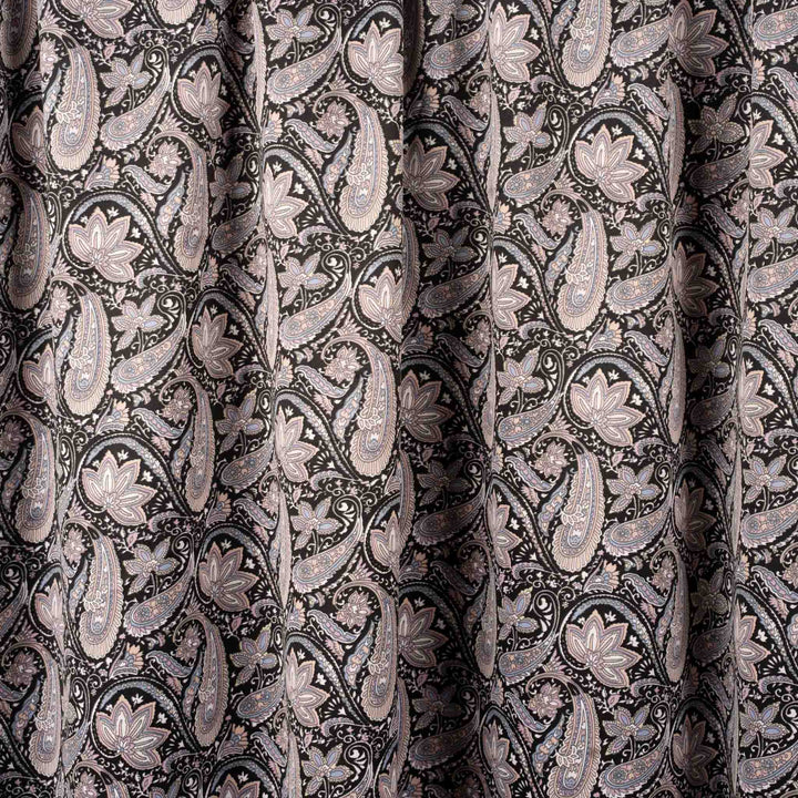 baby-silk-royal-paisley-Mukhawar-fabric 