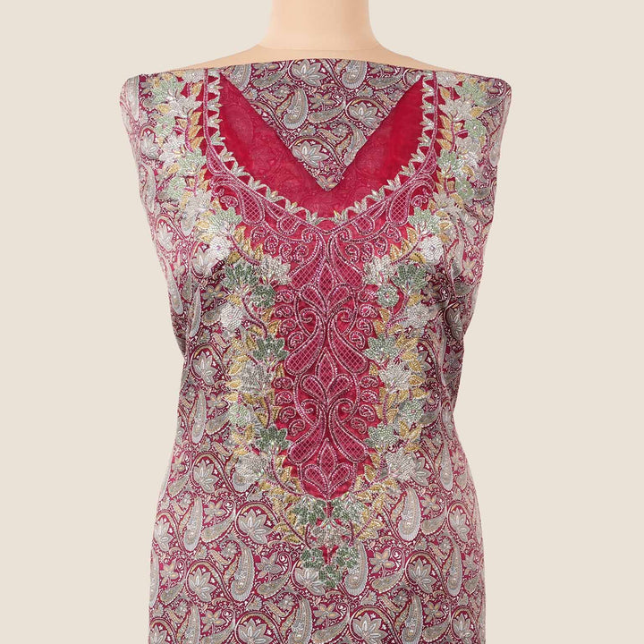baby-silk-royal-paisley-Mukhawar-fabric 