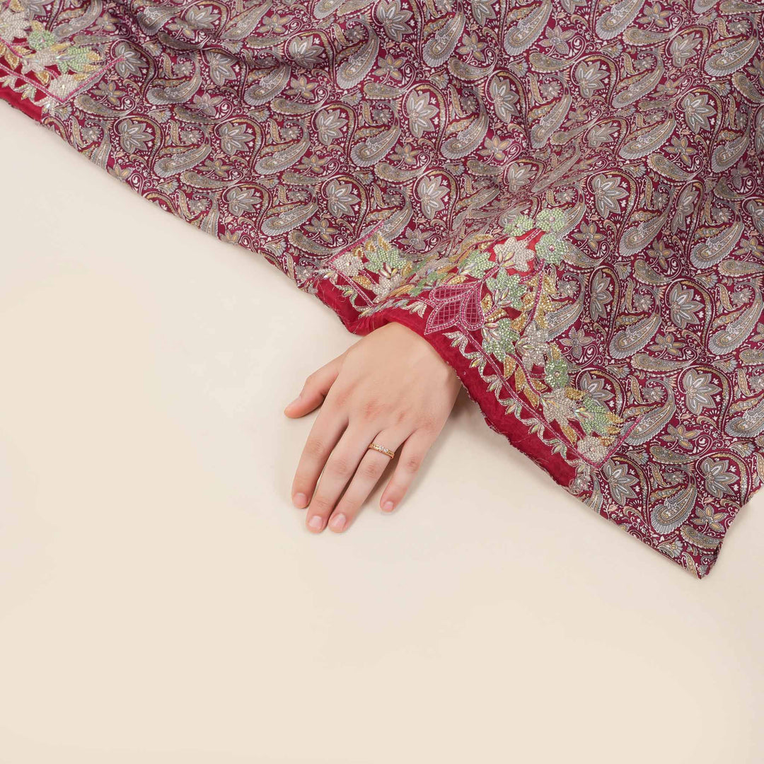 baby-silk-royal-paisley-Mukhawar-fabric 