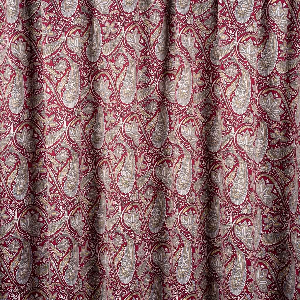 baby-silk-royal-paisley-Mukhawar-fabric 