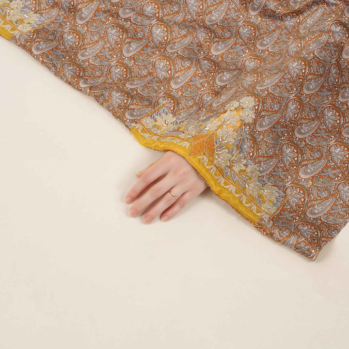 baby-silk-royal-paisley-Mukhawar-fabric 