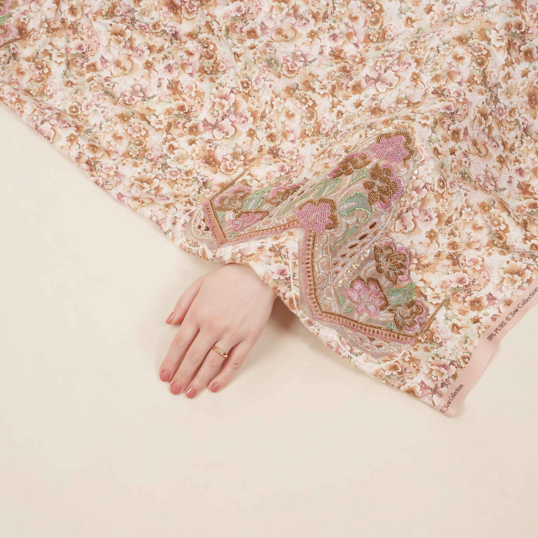 baby-silk-soft-petals-Mukhawar-fabric 