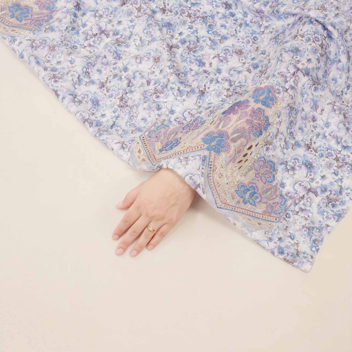 baby-silk-soft-petals-Mukhawar-fabric 