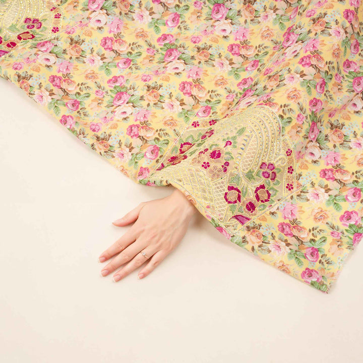 liberty-cotton-royal-rose Mukhawar fabric 