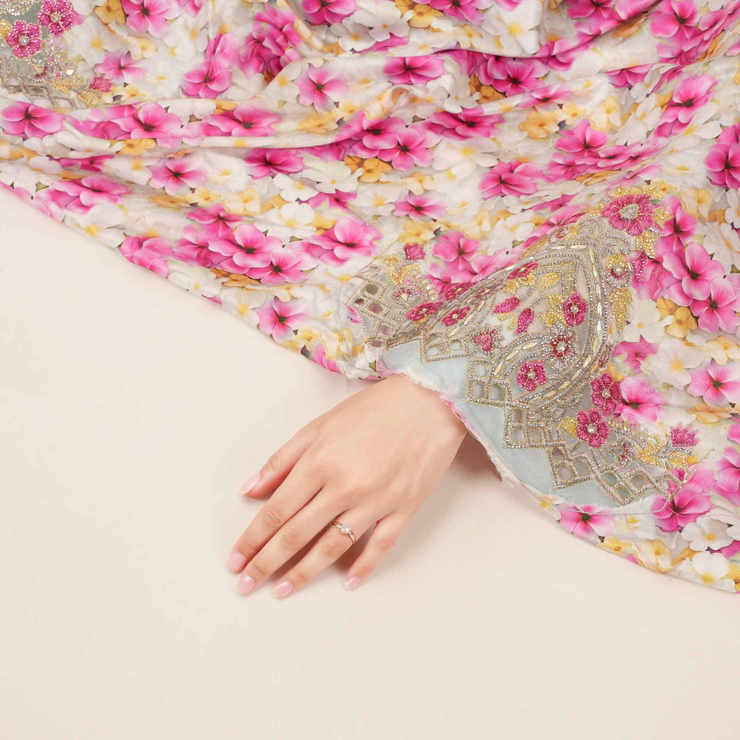 light-baby-silk-tropical-bloom-with-shaila Mukhawar fabric 