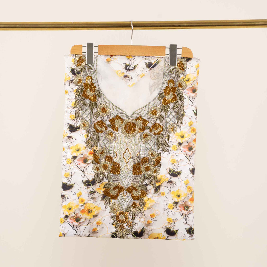 light-baby-silk-velvet-bloom-with-shaila Mukhawar fabric 