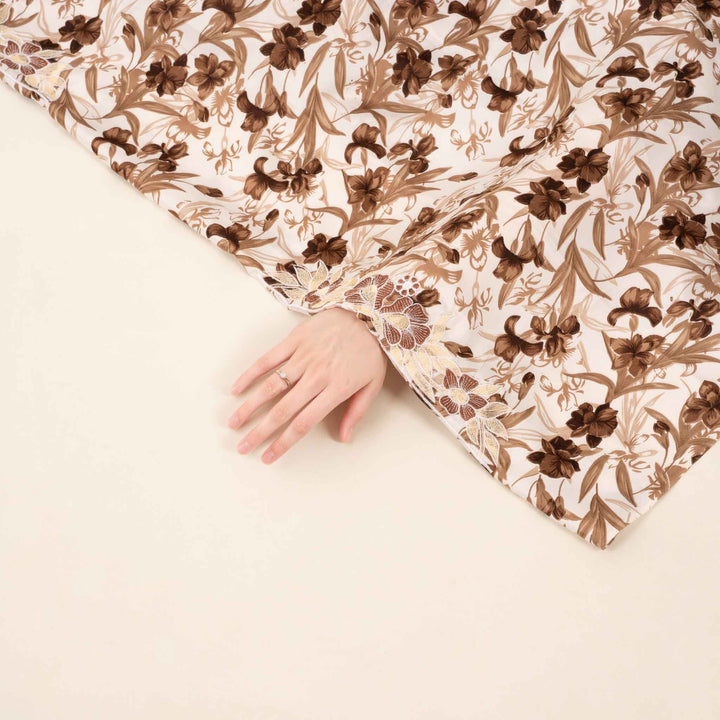 light-baby-silk-royal-blossom-with-shaila Mukhawar fabric 