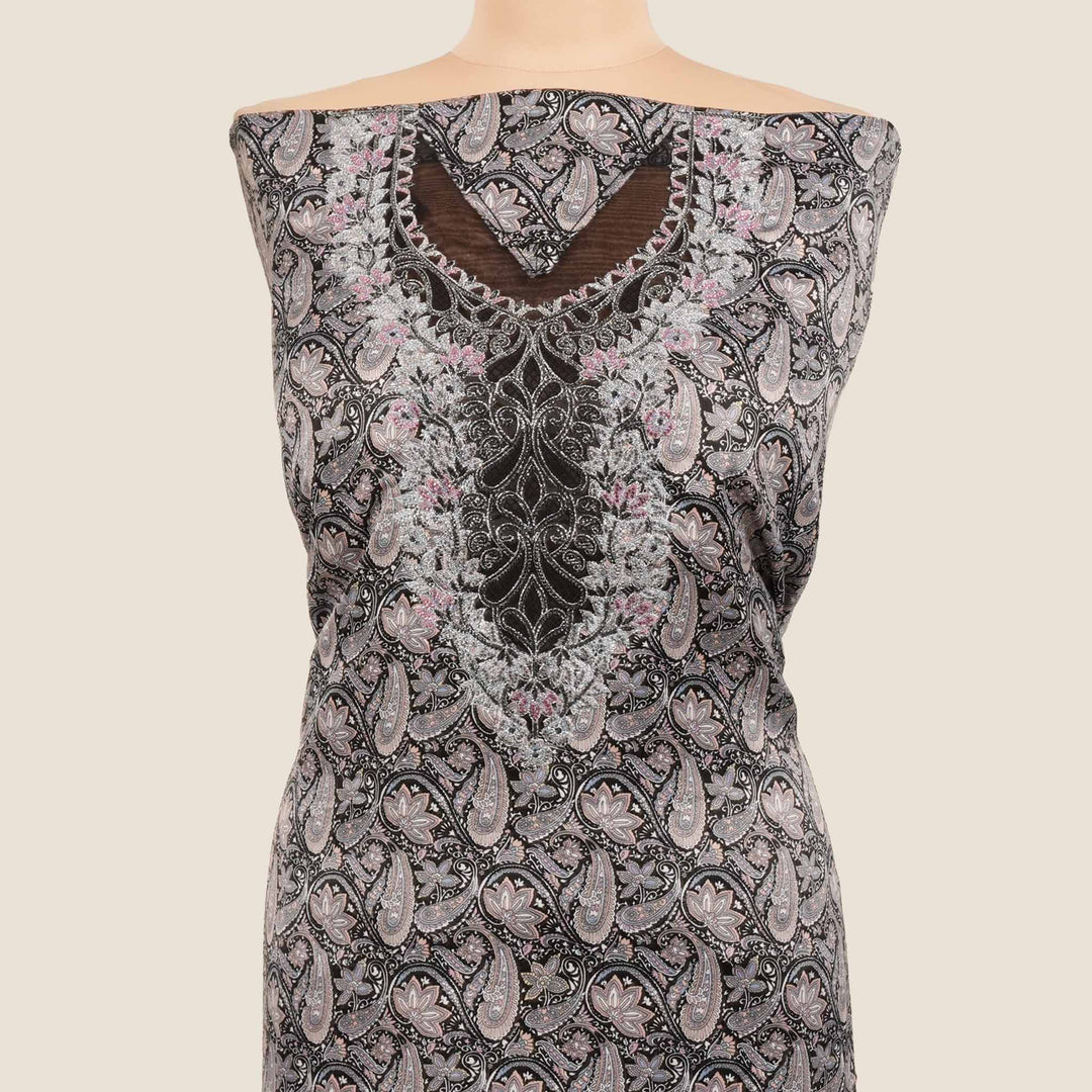 baby-silk-royal-paisley-for-daughter-Mukhawar-fabric 