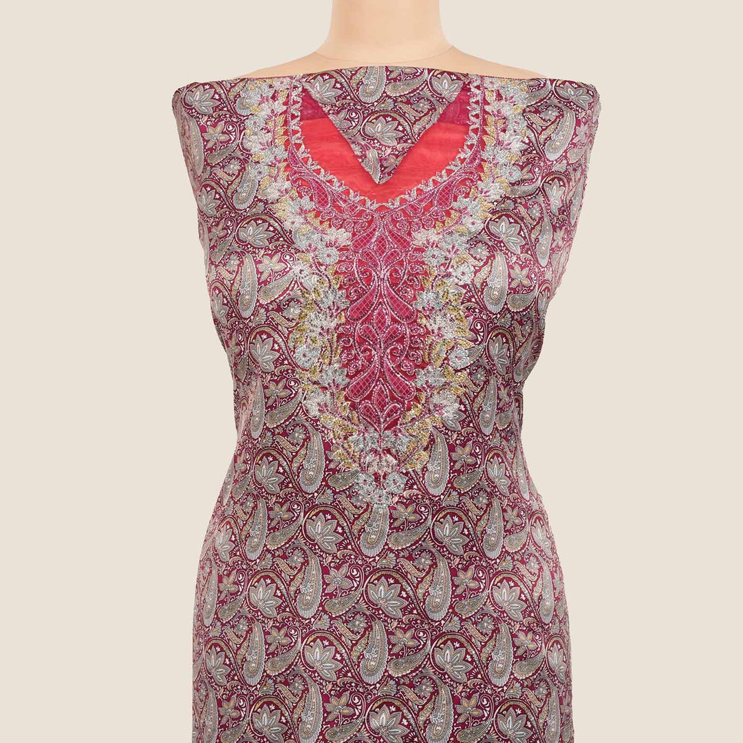 baby-silk-royal-paisley-for-daughter-Mukhawar-fabric 