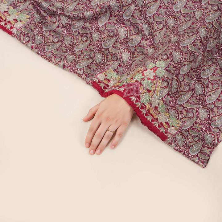 baby-silk-royal-paisley-for-daughter-Mukhawar-fabric 
