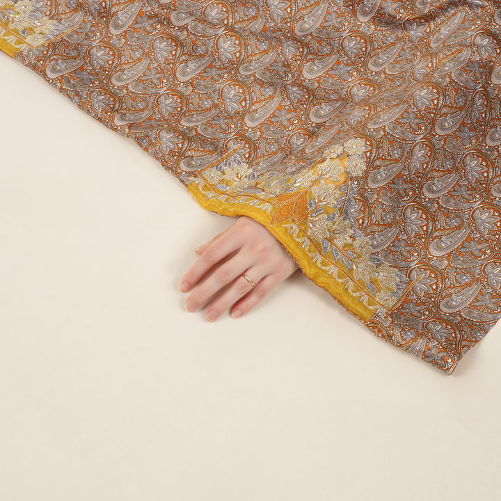baby-silk-royal-paisley-for-daughter-Mukhawar-fabric 