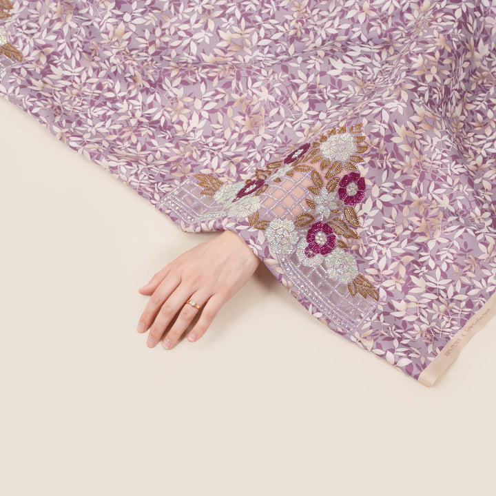 baby-silk-leaf-harmony-for-daughter-Mukhawar-fabric 